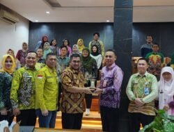 Asisten Pemkab Kotabaru Pimpin Studi Banding ke DinKes Banjarmasin