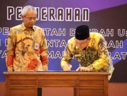 Bupati Kotabaru Beserta Staf serahkan LKPD Tahun 2023 ke BPK RI perwakilan Provinsi KalSel