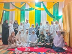 BKMT Beserta Wanita Islam Kotabaru Gelar Pembacaan Manaqib Sayidah Khadijah di Kediaman Guru H. Yusuf Firdaus