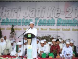 Perayaan Hari Jadi ke-21 Tanbu, Bupati Zairullah Mengumumkan Beragam Penghargaan