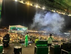 Penampilan Spektakuler Pesta Pantai, EO 58 Production Dapat Apresiasi Bupati Tanbu