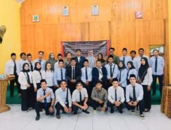 Pelantikan PPS Pilkada 2024 di Gedung Cantung Barakat Kelumpang Hulu Kabupaten Kotabaru