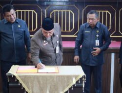 Rapat Paripurna DPRD 2024,Menyampaikan Perubahan 2 Buah Raperda dan Fokus untuk kenaikan RPJMD 2021-2026