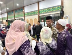 Sekda Ambo Sakka Sambut Jemaah Haji Tanbu di Banjarbaru