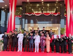 Wakil Bupati Kotabaru Pimpin Upacara Penurunan Bendera Merah Putih