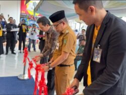 Camat Amirullah Resmikan Kantor Cabang Pembantu Bank Mandiri di Kusan Hilir