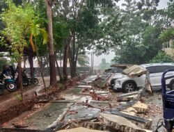 Cuaca Ekstrem, Tembok Pembatas Bapelkes dan Poltekkes Ambruk