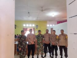 Kapolsek Kelumpang Hulu Bersama Koramil Amankan Proses Rekapitulasi Suara Pemilu 2024