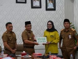Pemkab Tanbu Gelar Penandatanganan Bantuan Keuangan Partai Politik