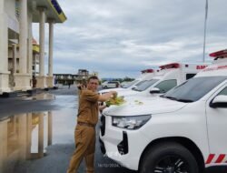 Optimalkan Layanan Kesehatan Merata, Pemkab Kotabaru Serahkan 42 Unit Ambulans Untuk Desa dan Puskesmas