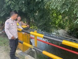 Antisipasi Banjir; Polres Kotabaru Melalui Polsek Kelumpang Hulu Pastikan Debit Air Sungai Cantung dan Sungai Bangkalaan