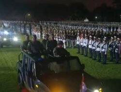Puncak Retreat 2025, Bupati Bang Arul Haru Saksikan defile Parade Senja Di Akmil