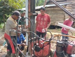 Tingkatkan Ketersediaan Air Bersih, Satgas TMMD ke-123 Bersama Masyarakat Desa Talusi Membuat Sumur Bor
