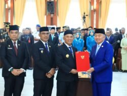 Bupati dan Wabup Kotabaru Terima SK Mendagri di Gedung Mahligai Pancasila