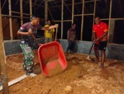 Satgas TMMD ke-123 Bersama Warga Desa Talusi Percepat Pengerjaan Rehab Mushola di Malam Hari