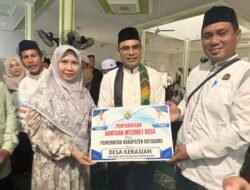 Safari Ramadhan, Wabup Kotabaru Kembali Salurkan Bantuan Dipulau Laut Selatan