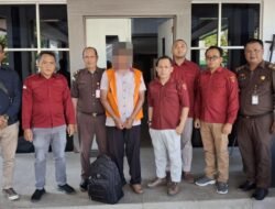 Bobol Dana Nasabah hingga Rp1,6 Miliar, Eks Pegawai PT Pos Indonesia Ditahan Kejati Kalsel