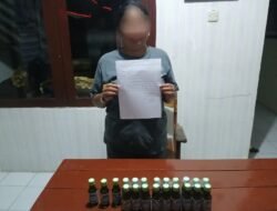 Seorang Ibu Rumah Tangga Diamankan Polsek Pulau Laut Selatan, Kedapatan Menjual Alkohol Ilegal