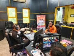 Mengurangi Resiko Bencana, BPBD Kotabaru Edukasi Masyarakat Melalui Podcast Radio Gema Saijaan