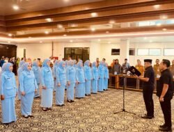 Pemkab Kotabaru Resmi Kukuhkan Organisasi Wanita Masa Bakti 2025-2029