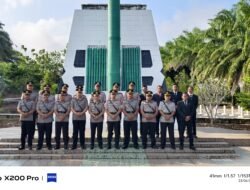 Polres Kotabaru Gelar Upacara Ziarah Peringati Hari Bhayangkara ke-79 di TMP Wadah Batuah