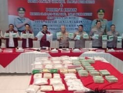 Polda Kalsel Ungkap Kasus Narkotika Besar: 54,8 Kg Sabu dan Ribuan Pil Ekstasi