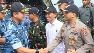 Kapolres Tanah Laut Hadiri Kunjungan Kasau dalam Rangka LATSIDA 2025 di AWR Dwi Harmono