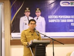 Bupati Andi Rudi Latif Buka FGD Asistensi RPJMD 2025-2029