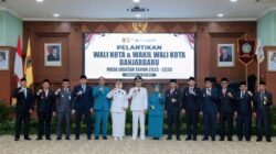 Bupati Andi Rudi Latif Hadiri Pelantikan Walikota dan Wakil Walikota Banjarbaru