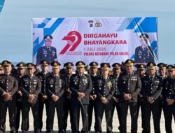 Polres Kotabaru Gelar Apel Hari Bhayangkara ke-79 Dilapangan Siring Laut