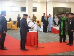 Bupati Lantik dan Mengambil Sumpah/Janji Jabatan Sekretaris Daerah Kotabaru