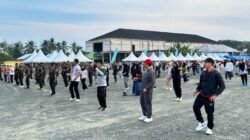 Aksi Tanah Bumbu Bersholawat: Sinergi Jumat Bersih, Senam, dan Pelayanan Publik