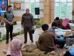Kejati Kalsel Tunjukkan Wajah Humanis lewat Donor Darah di HUT Kejaksaan RI ke-80