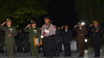Kapolres Tanah Laut Hadiri Apel Kehormatan dan Renungan Suci Memperingati HUT ke-80 Kemerdekaan RI
