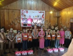Kunjungi Desa Liyu, Kapolres Balangan Salurkan Bantuan dan Pesan Kamtibmas
