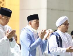 Hening dalam Keharuan, Warnai Peringatan Maulid Nabi, Bupati Andi Rudi Latif : “Kita Mulia Berkat Rasulullah”