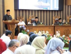 DPRD Tanah Bumbu Bahas Dua Raperda dan Beri Jawaban atas Pandangan Bupati