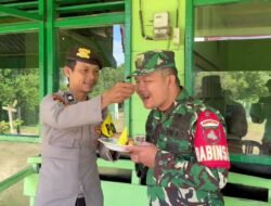 Polsek Pulau Laut Selatan Pererat Sinergi Dengan TNI Ucapan HUT ke-80 dan Berikan Nasi Tumpeng