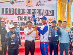 Pemkab Kotabaru Sambut Kirab Obor PORPROV XII Kalsel, Kobarkan Semangat Sportivitas dan Persatuan