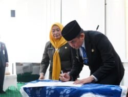 Bupati Tanah Bumbu Kukuhkan Komitmen Bersama TLRHP BPK RI