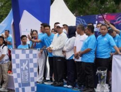 Spektakuler, Bupati Andi Rudi Latif Lepas Tanah Bumbu Run 2025, Diikuti Ribuan Peserta