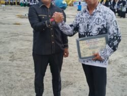 Hadiri Upacara Peringatan HUT ke-80 PGRI dan HGN 2025 , Rahmad : Tekankan Pentingnya Kesejahteraan Guru