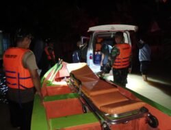 Terjang Banjir di Tengah Malam, Aipda Edwien Evakuasi Ibu Hamil ke RS Balangan