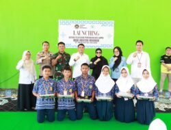 Bupati Andi Rudi Latif Launching SPPG di SMPN 1 Simpang Empat