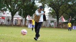 Bupati Andi Rudi Latif Resmi Buka Turnamen Sepakbola Piala Bupati Tanah Bumbu di Pagatan