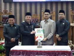 DPRD Kabupaten Tanah Bumbu Setujui Pencabutan Regulasi Perubahan Status Kelurahan Batulicin
