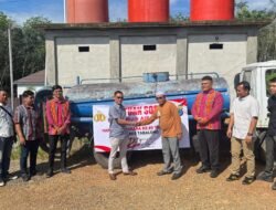 Polres Tabalong Salurkan Air Bersih untuk Warga Maburai dalam Rangka Hari Bhayangkara ke-80