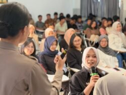 Lewat Program Police Goes to Campus, Ipda Laksmi Kampanyekan Road Safety di Kalangan Mahasiswa
