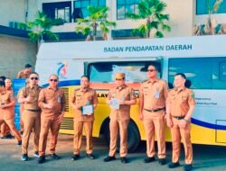 Sekda Kotabaru Beri Contoh Bayar Pajak di Depan Publik, ASN dan Warga Diminta Tak Menunda Kewajiban