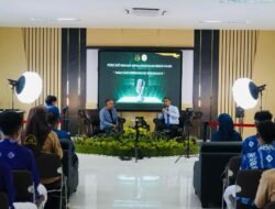 Tour Office dan Podcast Bersama Kajati Kalsel, IKA UNAIR Hadirkan Edukasi Hukum yang Interaktif untuk Pelajar